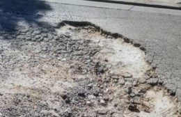 Frentistas piden por el arreglo de una importante calle local